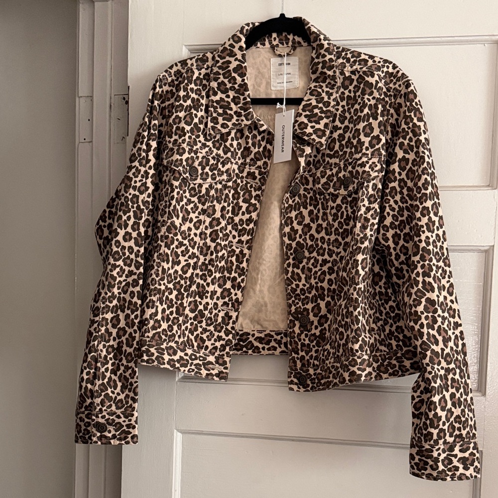Cotton On Leopard Print Bomber Jacket in Brown and Black - Picture 5 of 8